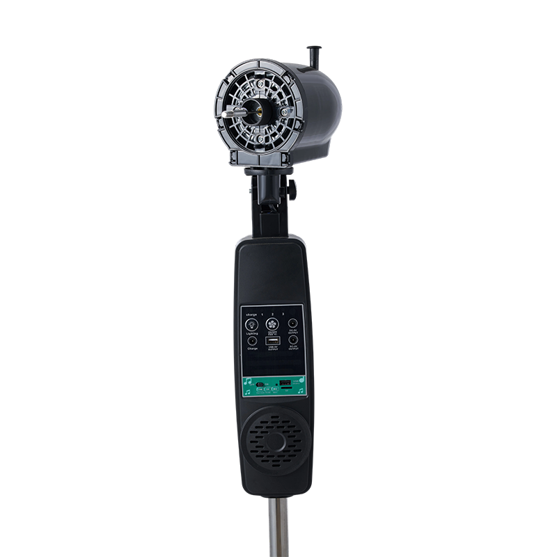 Ventilateur solaire domestique FS-16M 16 pouces avec lampe LED à batterie au lithium et haut-parleur Bluetooth