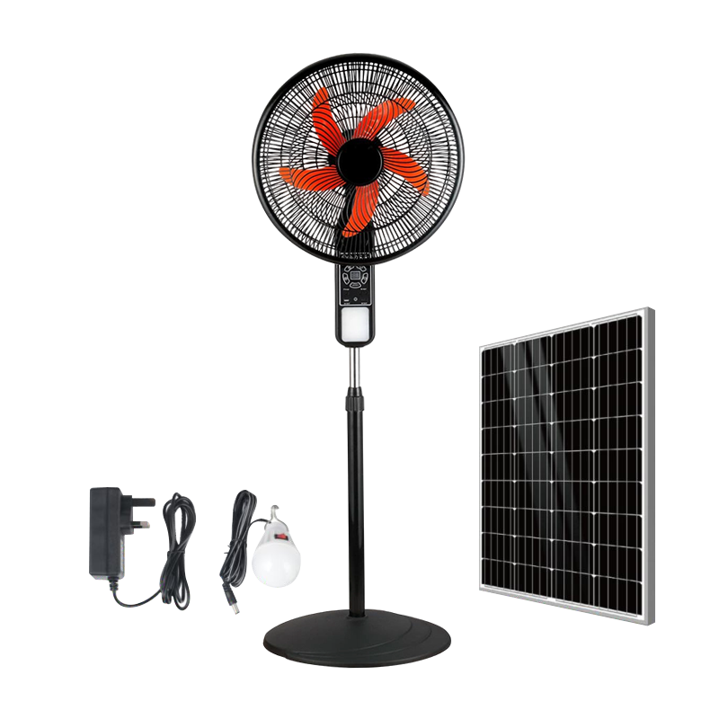 Ventilateur solaire domestique FS-18M 18 pouces avec lampe LED à batterie au lithium et haut-parleur Bluetooth